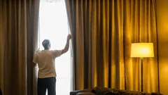 Záclony se zapráší: 5 moderních alternativ, které se snadněji udržují